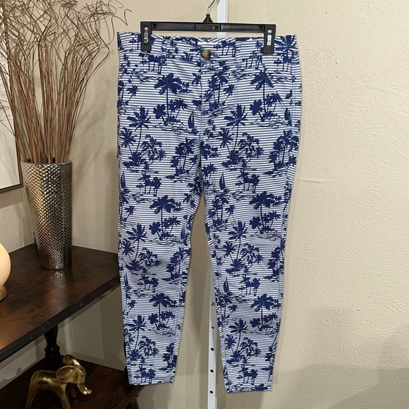 Vineyard Vines Women's Blue Floral Jeans - Picture 1 of 1